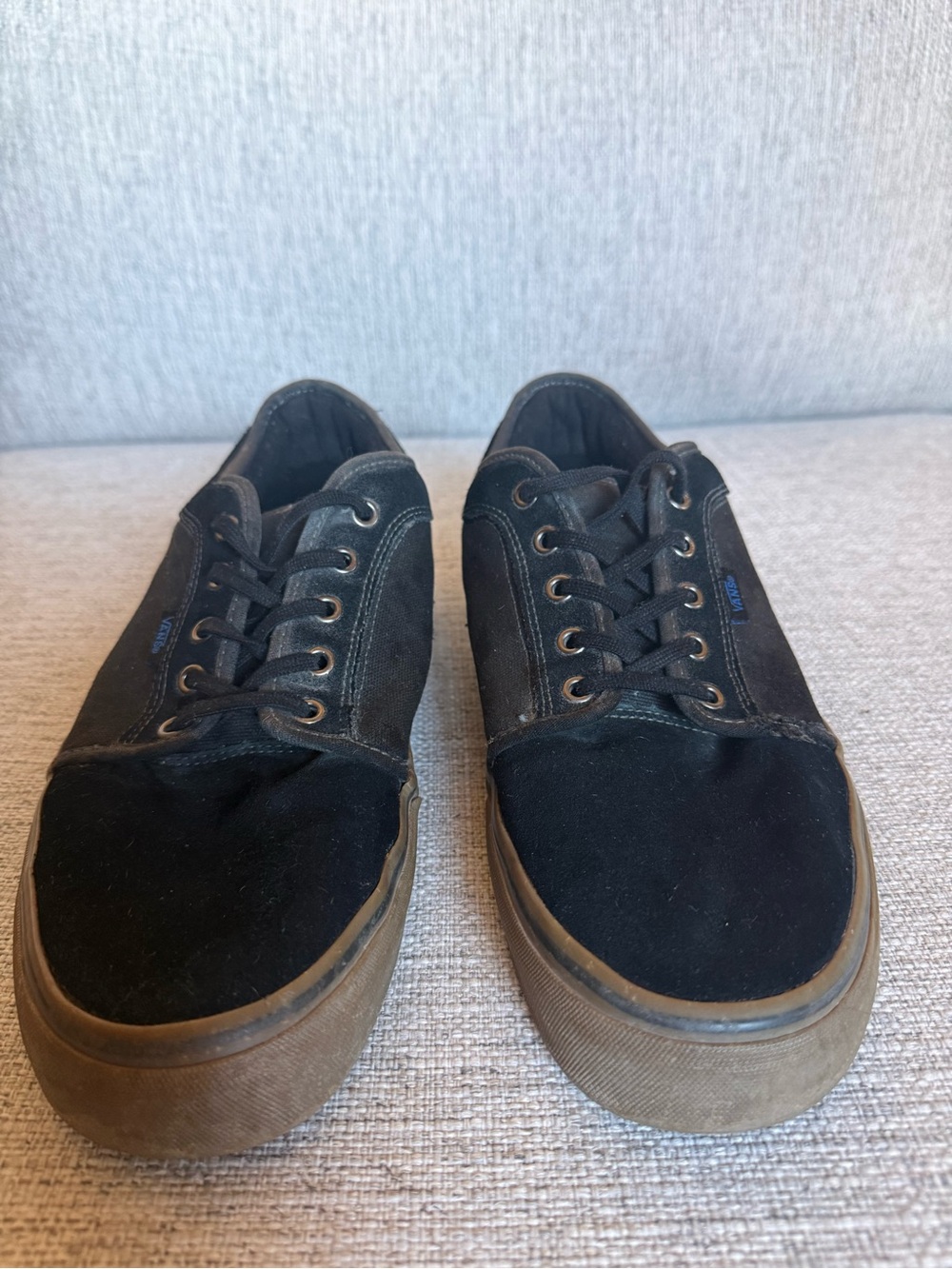 Vans Men’s 12 Black Leather Canvas Low Top Skate Shoes Gum Sole